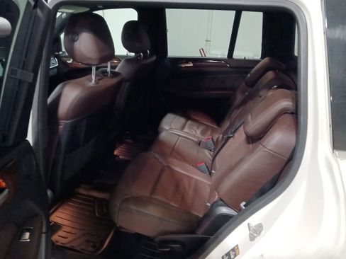 Used 2015 Mercedes-Benz GL 450 GL 450 4MATIC Sport Utility 4D image 6