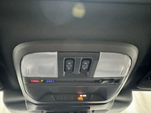 Used 2024 Subaru Crosstrek 2.5i Wilderness w/ Crosstrek Mirror Package image 20