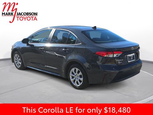 Used 2024 Toyota Corolla LE image 13