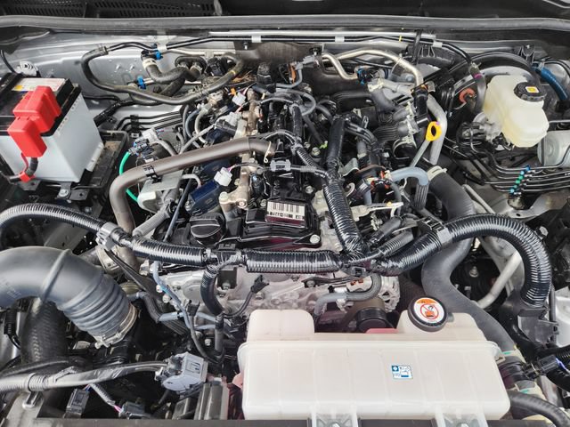Certified 2025 Toyota 4Runner SR5 AWD/4WD image 26