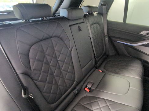New 2026 BMW X5 xDrive50e w/ M Sport Package image 31
