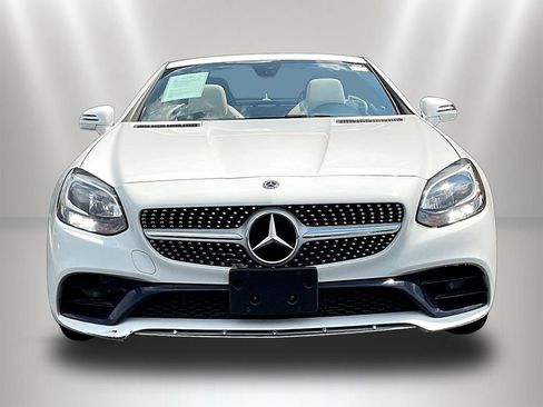 Used 2020 Mercedes-Benz SLC 300 image 2