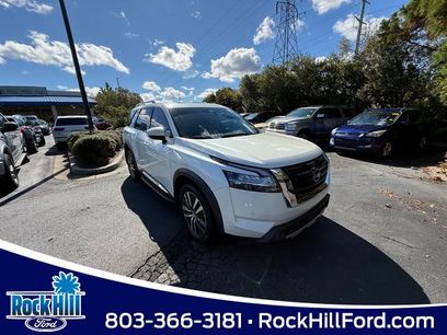 Used 2022 Nissan Pathfinder Platinum w/ Lighting Package (N93)