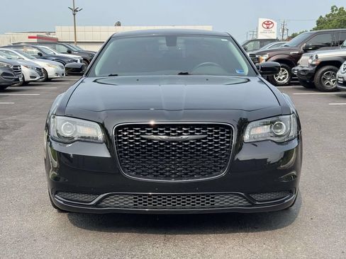 Used 2021 Chrysler 300 Touring w/ Sport Appearance Package RWD image 25