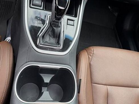 Used 2022 Subaru Outback Touring w/ Popular Package #2 image 20