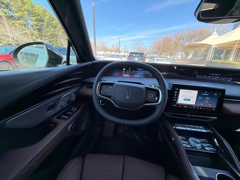 New 2026 Lincoln Nautilus Reserve image 9