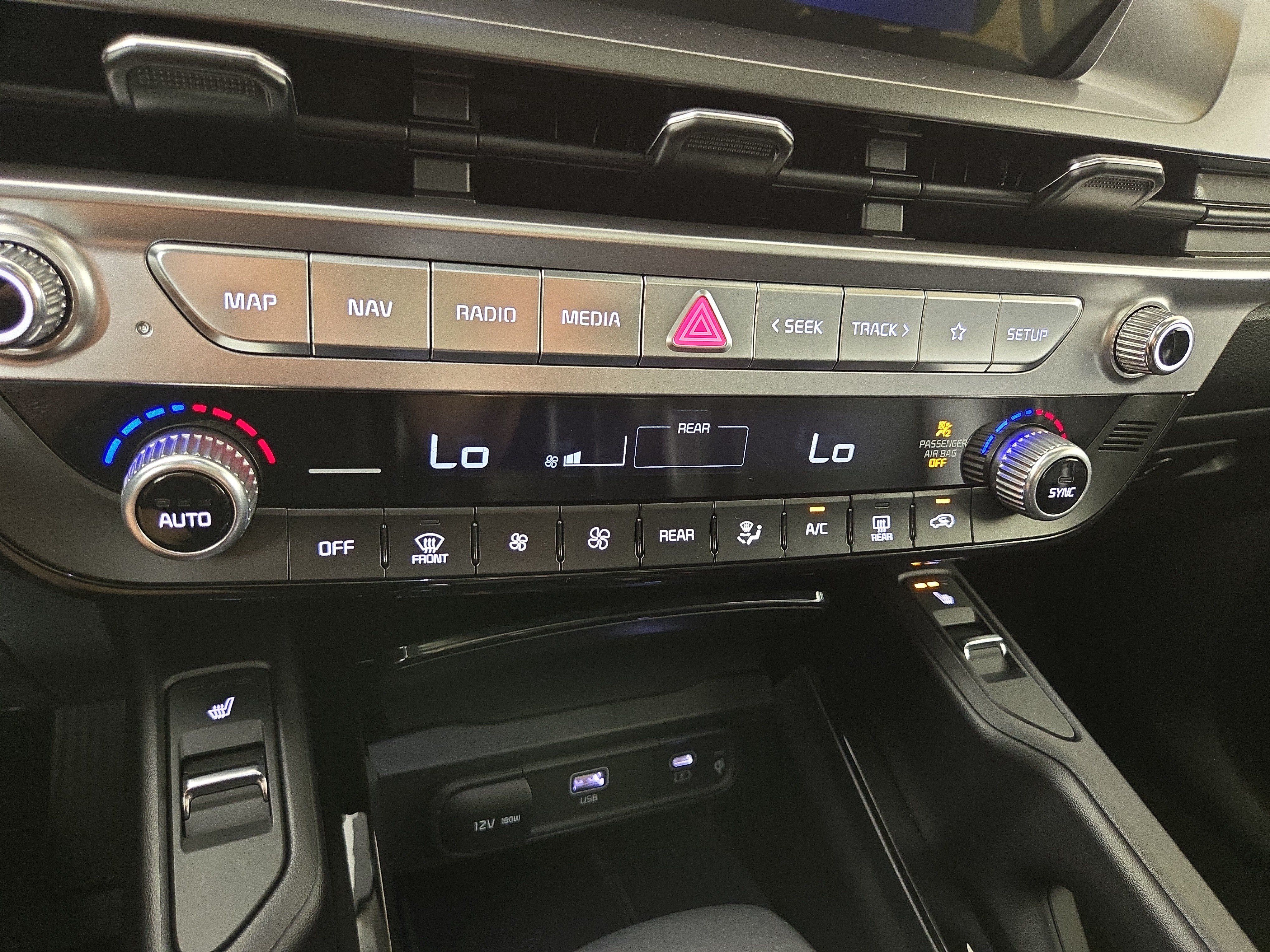 Used 2025 Kia Telluride S FWD image 28