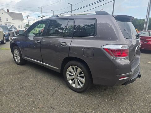 Used 2013 Toyota Highlander Limited AWD/4WD image 6