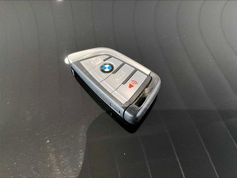 Used 2021 BMW X5 xDrive40i w/ M Sport Package image 34