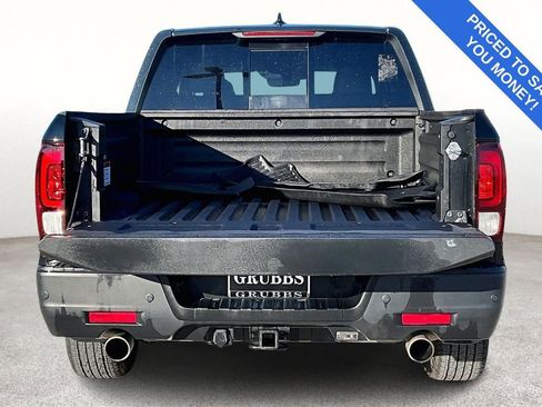 Used 2023 Honda Ridgeline Black Edition image 7