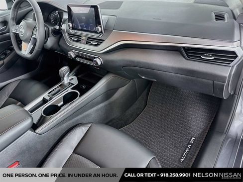 Certified 2025 Nissan Altima 2.5 SR FWD image 26