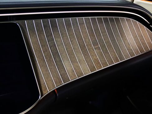 Used 2025 Mercedes-Benz E 350 4MATIC Sedan image 48