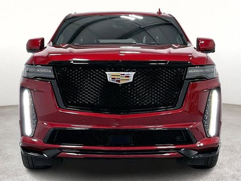 Used 2023 Cadillac Escalade ESV V image 5
