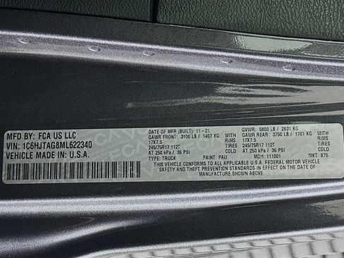 Used 2021 Jeep Gladiator Sport image 12