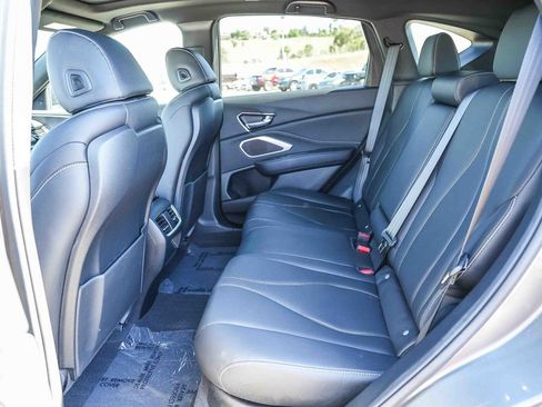 Used 2025 Acura RDX SH-AWD image 18