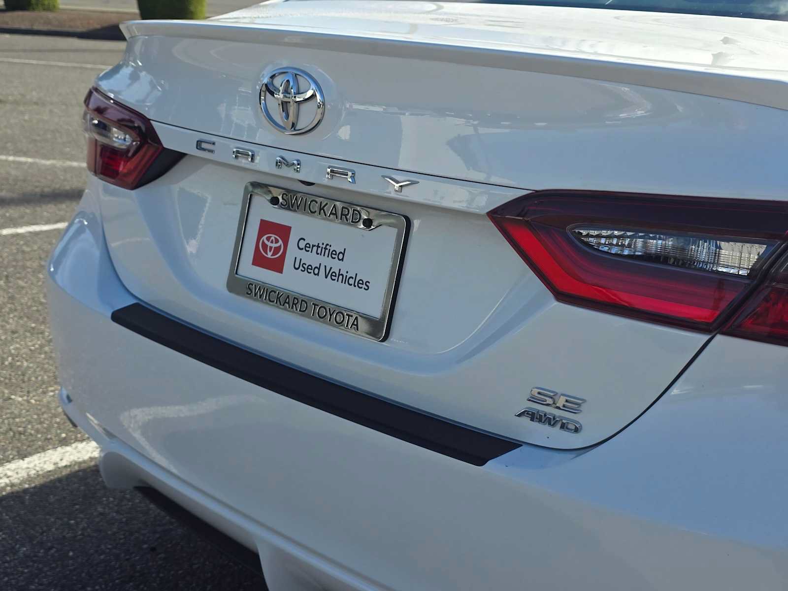 Used 2024 Toyota Camry SE AWD/4WD image 13