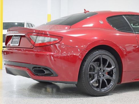 Used 2017 Maserati GranTurismo Sport image 10
