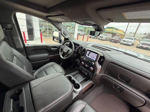 Certified 2023 GMC Sierra 2500 Denali w/ Denali Ultimate Package image 41