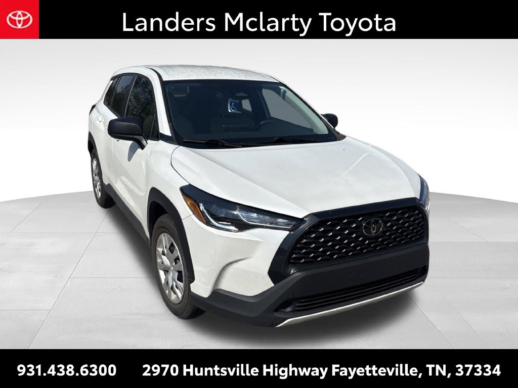 Used 2024 Toyota Corolla Cross L FWD image 3