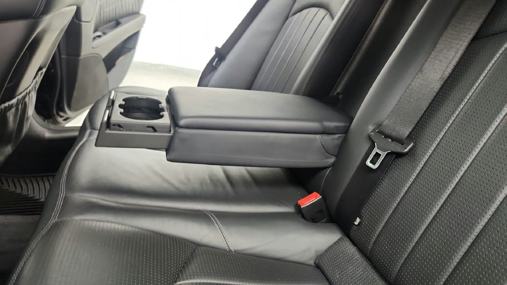 Used 2005 Mercedes-Benz E 55 AMG Sedan image 62