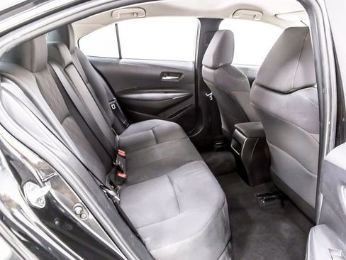 Used 2020 Toyota Corolla LE FWD image 35