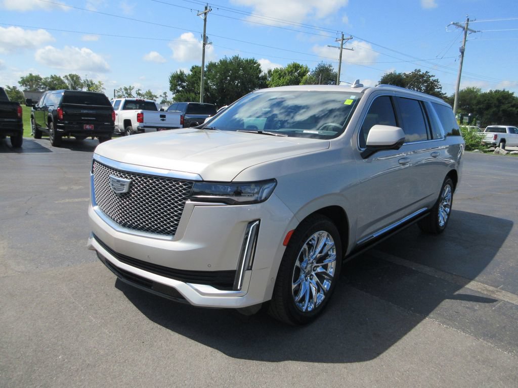 Certified 2023 Cadillac Escalade ESV Premium Luxury Platinum w/ LPO, Radiant Package AWD/4WD image 10