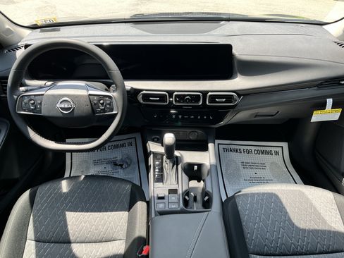 New 2026 Nissan Sentra SV w/ SV Convenience Package FWD image 18