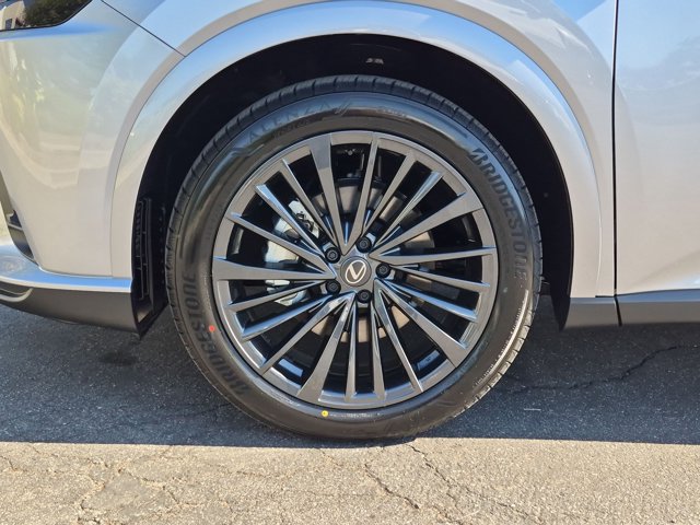 New 2026 Lexus RX 450h AWD w/ Convenience Package image 10