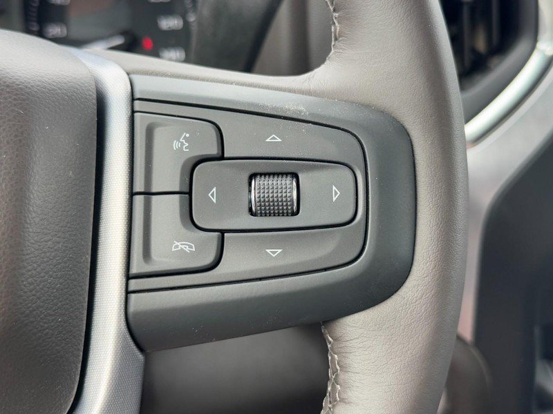 Used 2023 GMC Sierra 2500 SLT w/ SLT Premium Package AWD/4WD image 20