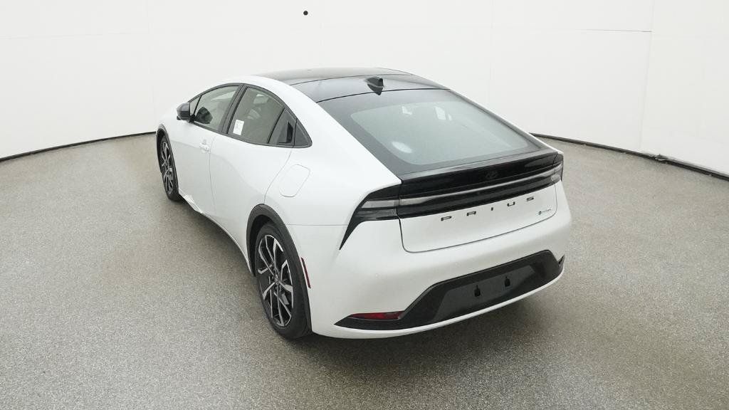 New 2026 Toyota Prius Plug-In Hybrid FWD image 79