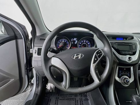 Used 2012 Hyundai Elantra GLS w/ Comfort Pkg 2 FWD image 9