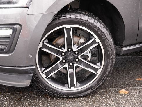 Used 2020 Ford Expedition Limited w/ Equipment Group 303A image 27