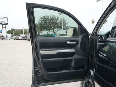 Used 2018 Toyota Tundra SR5 image 13