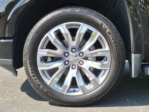 Used 2024 GMC Sierra 1500 Denali AWD/4WD image 13