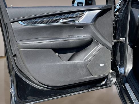 Used 2023 Cadillac XT6 Premium Luxury AWD/4WD image 18