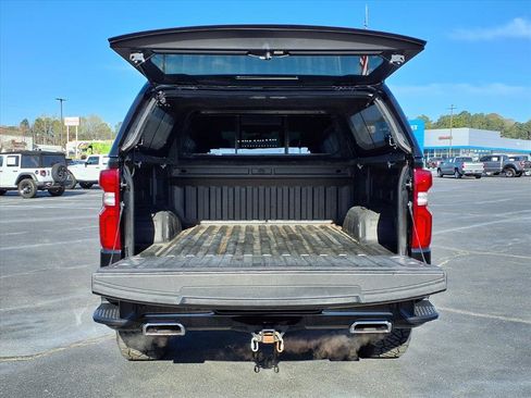 Used 2019 Chevrolet Silverado 1500 LT Trail Boss image 24