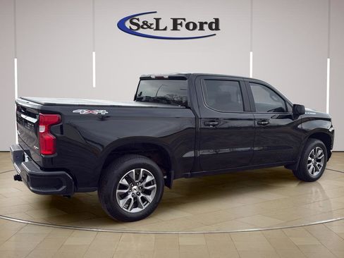 Used 2020 Chevrolet Silverado 1500 RST w/ RST Value Package image 8