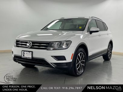 Used 2021 Volkswagen Tiguan SE w/ Panoramic Sunroof Package