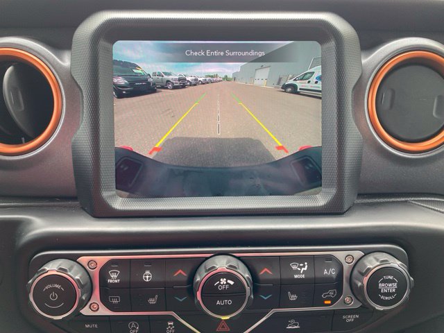 Used 2022 Jeep Gladiator Mojave w/ Cold Weather Group AWD/4WD image 13