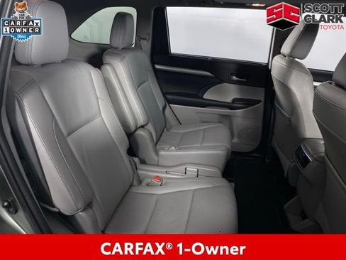 Used 2015 Toyota Highlander XLE FWD image 15