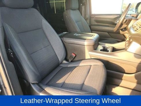 Used 2021 Chevrolet Suburban LS image 16