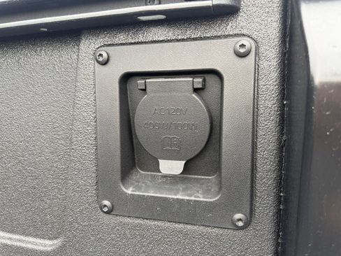 Used 2025 Toyota Tundra 1794 Edition image 8