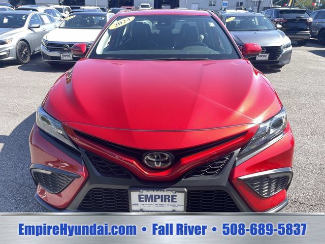 Used 2024 Toyota Camry SE FWD image 9