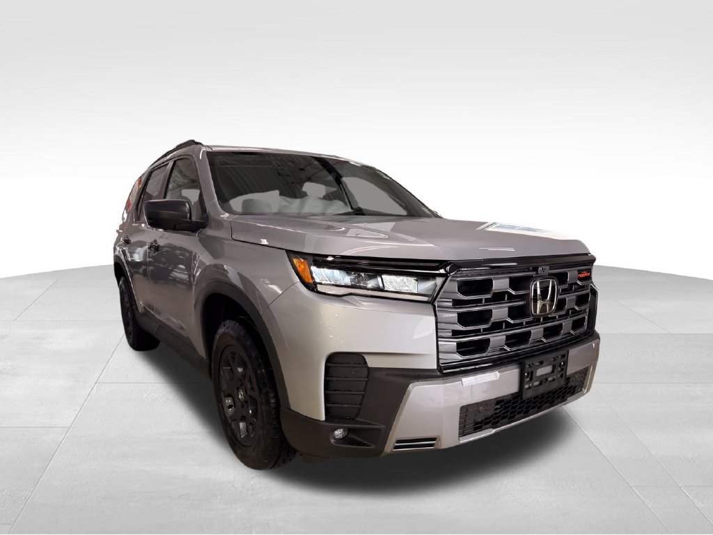 New 2026 Honda Pilot TrailSport image 2