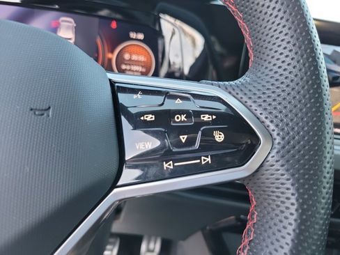 Used 2024 Volkswagen GTI Autobahn image 18