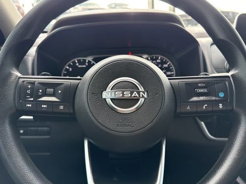 Used 2022 Nissan Rogue SV image 20