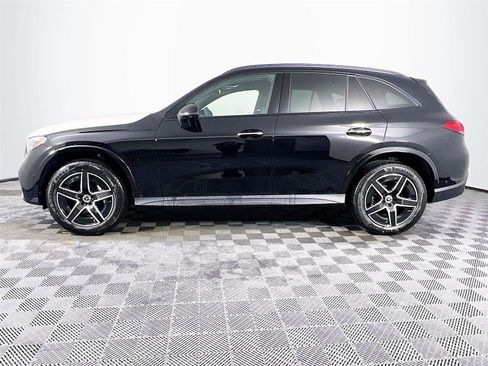 New 2026 Mercedes-Benz GLC 300 4MATIC image 3