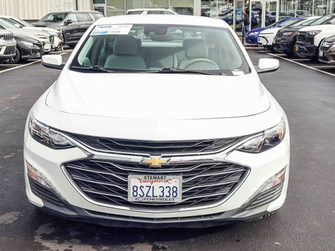 Used 2021 Chevrolet Malibu LT image 16