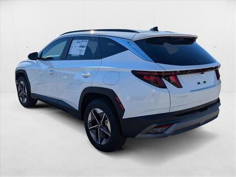 New 2025 Hyundai Tucson SEL image 9