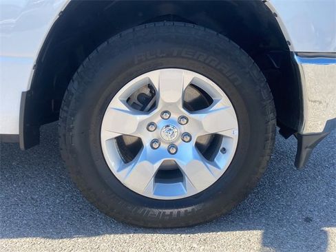 Used 2020 RAM 1500 Big Horn image 9